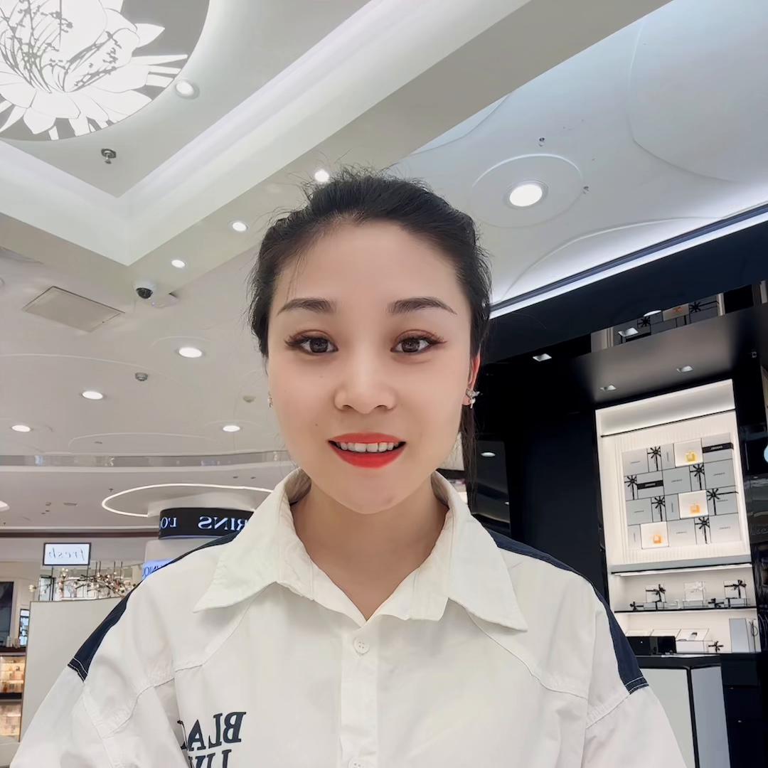 今天是微笑日分享美妆好物自用#好东西一起分享给大家