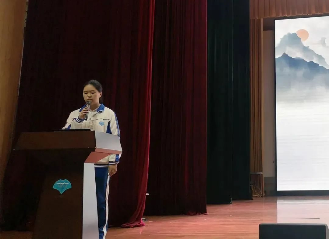 我们访问了10位优秀高考考生，为啥他们都提到了“错题本”