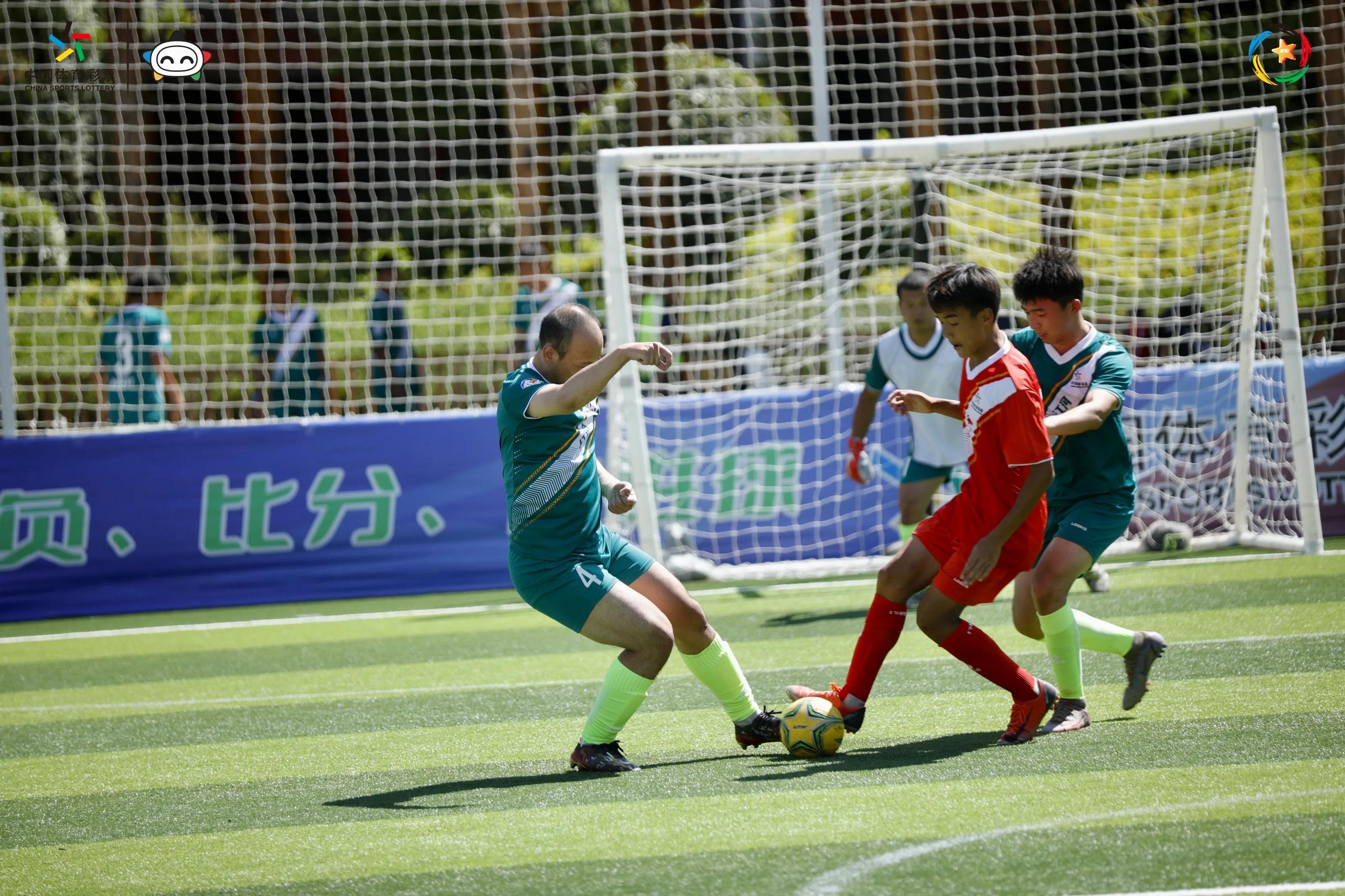 红河五人制足球,点燃运动激情在赛场绽放少年活力