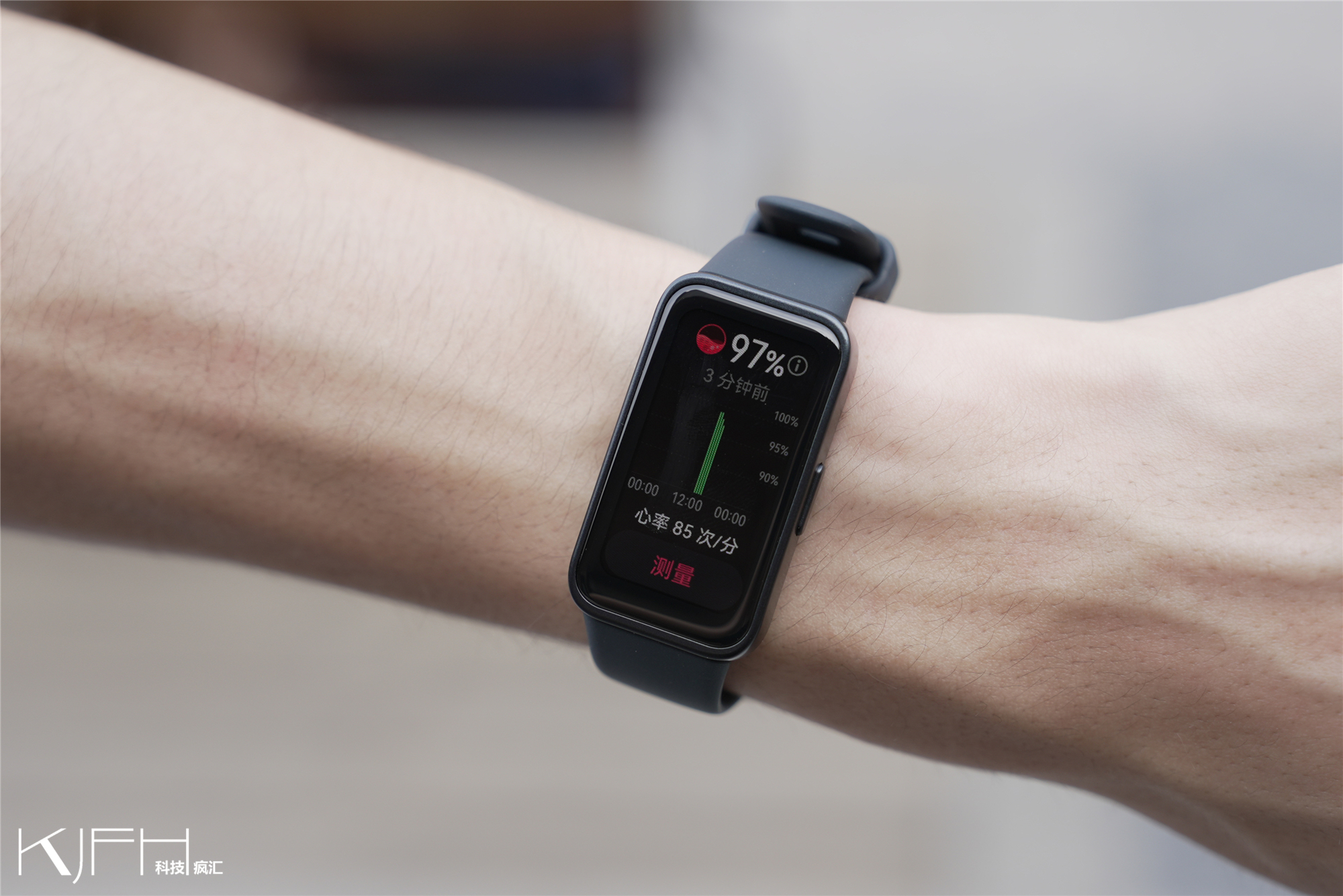 华为手环8续航时间实测,华为手环8pro和红米手表3