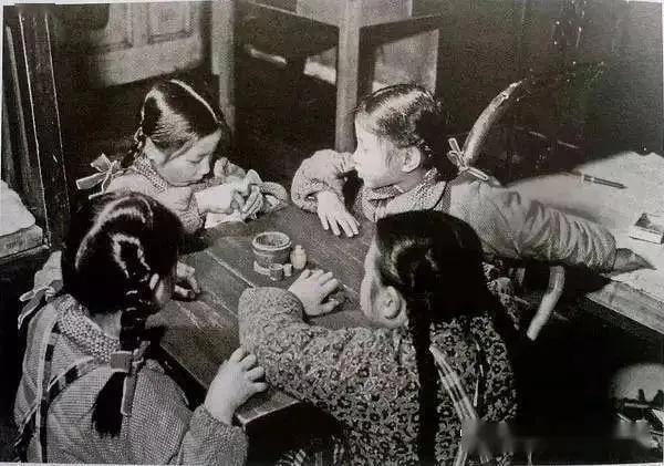 70年代童年回忆玩什么,有谁记得70后童年玩过的东西