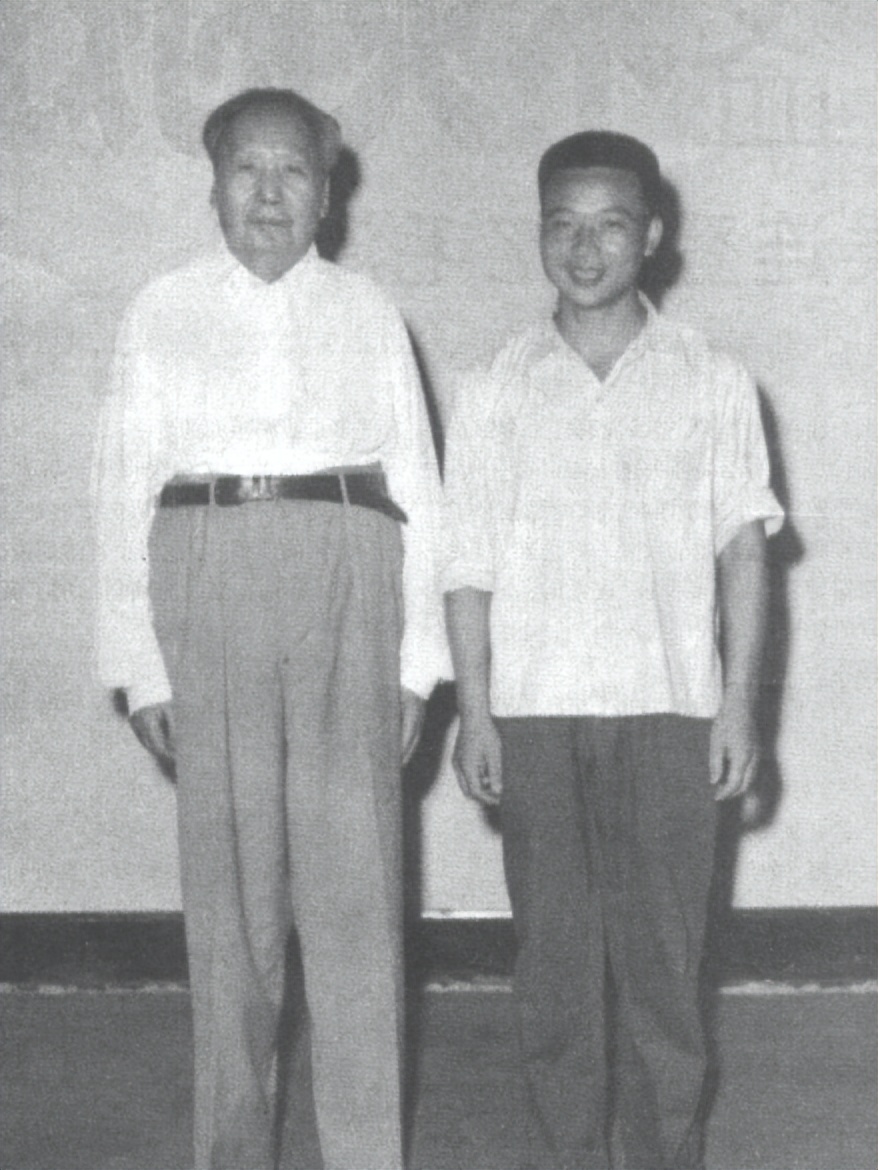 毛主席住在中南海，每月房租水电交多少？“管家”吴连登道出实情