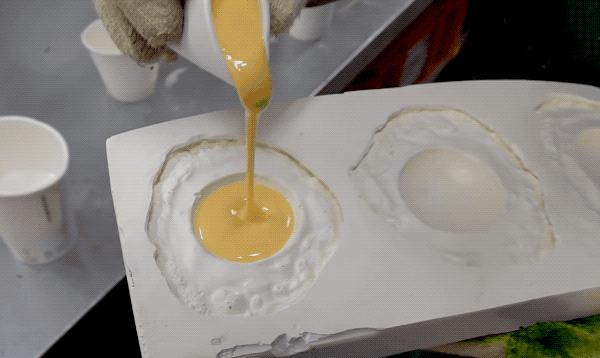 假食品模型视频,这些假食物都是人工合成的