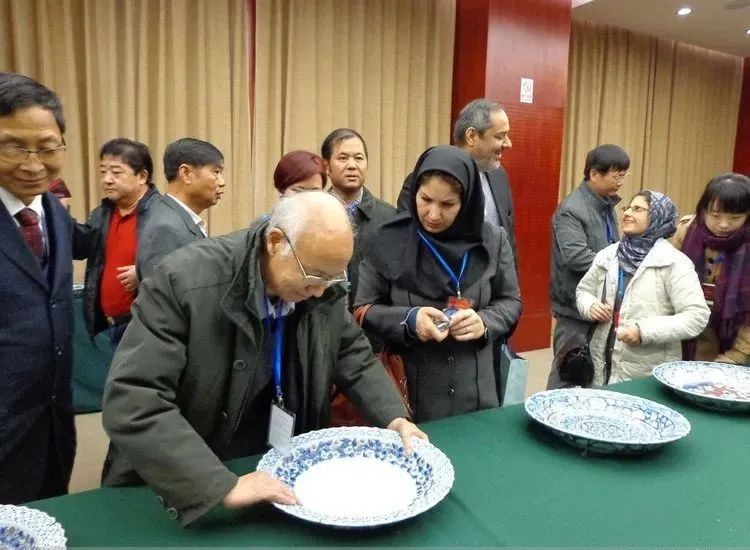 假冒景德镇瓷器骗局,假冒青花瓷文物