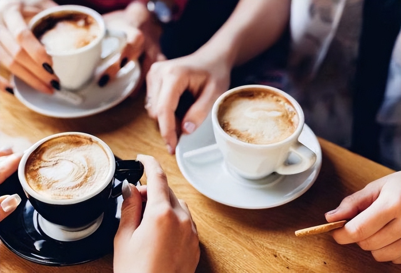 钙片什么时间吃补钙效果最佳,什么时间段吃钙片补钙效果好