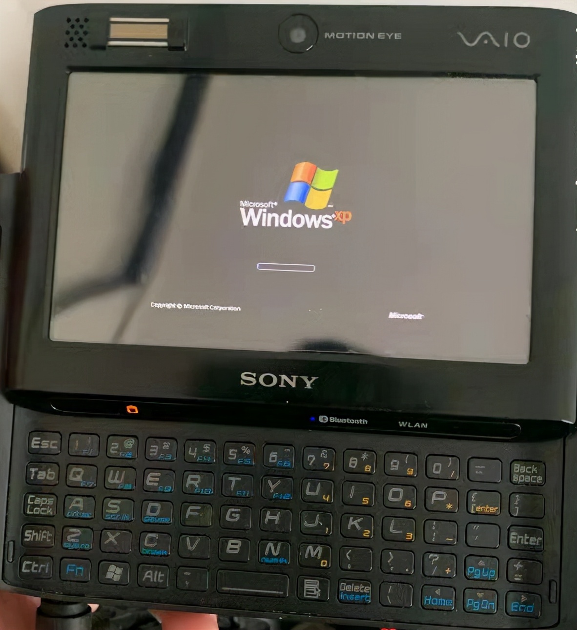 当年一万块的索尼电脑如今一千块收入囊中，媳妇说我是“垃圾佬”