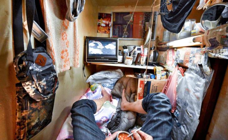 香港穷人住的堂房,香港穷人住的房子多少平方