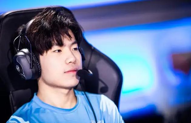 猫神和久诚不上kpl了吗,一诺久诚暖阳猫神表演赛