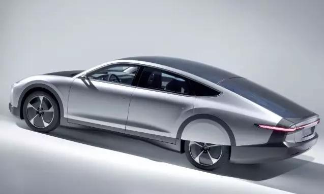 最新太阳能充电汽车,最新能太阳能充电的车