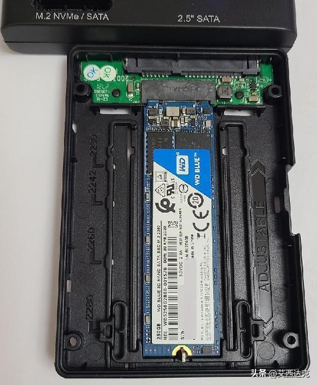 【开箱简测】ICYDOCKMB104U-1SMB硬盘读取器功能简测