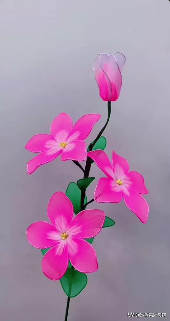 高手在民间根雕做得栩栩如生,看起来很牛逼的手工制作