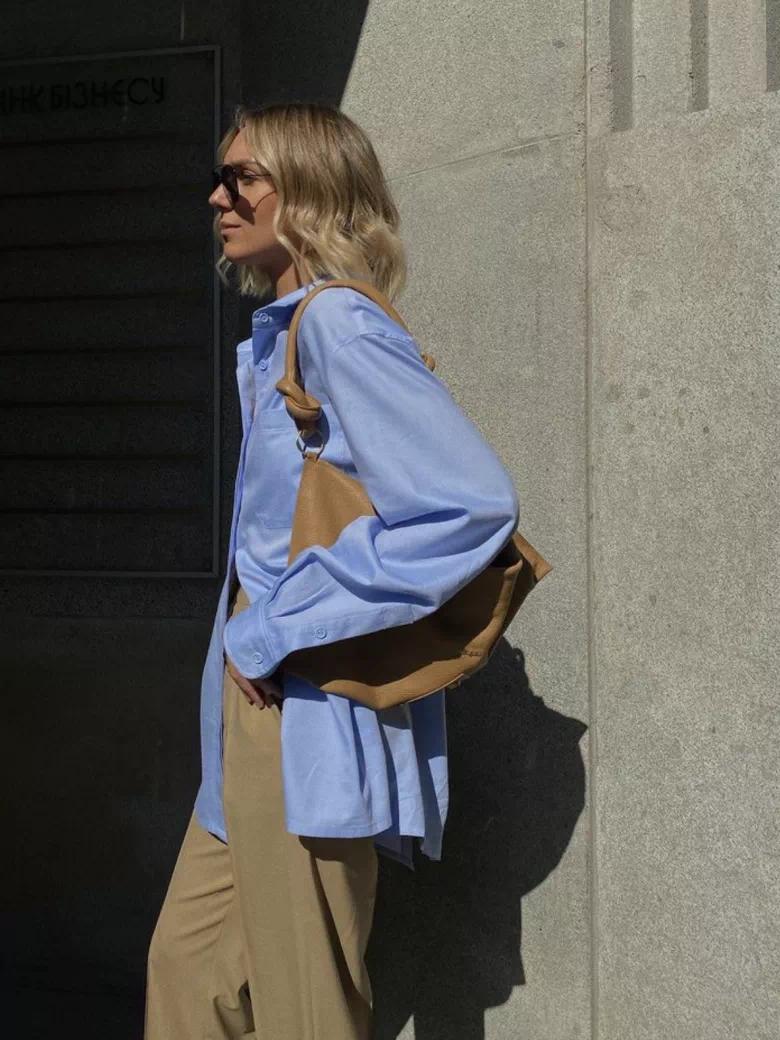 蓝色衬衫怎样搭配出时尚的感觉,藏蓝色衬衫穿搭什么风格