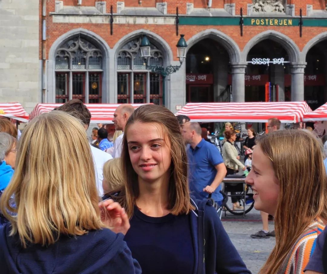 开车去欧洲第25集：同性婚姻、安乐死合法的西欧小国，了解一下？