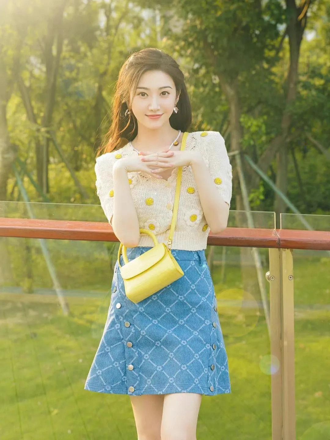 张继科和景甜图片大全,景甜迷倒男人的魅力