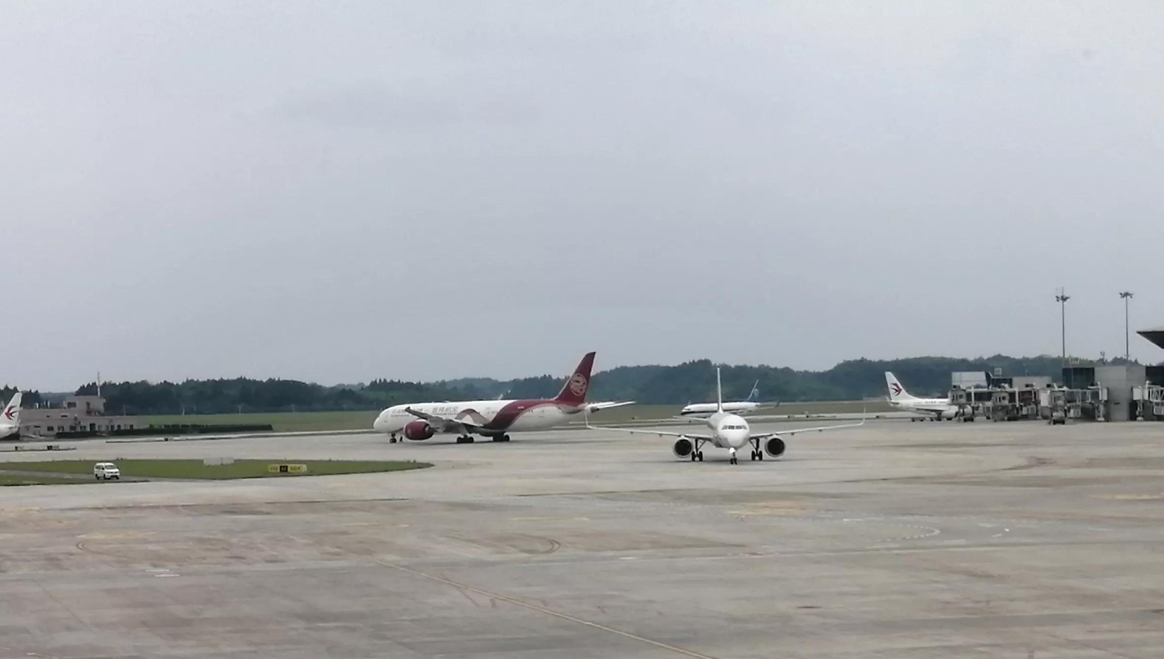 第一次坐飞机出差需要注意什么,婴儿第一次坐飞机需要注意什么