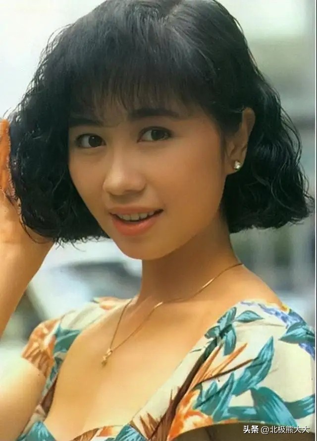 杨宝玲六福珠宝,六福珠宝创始人杨宝玲的丈夫