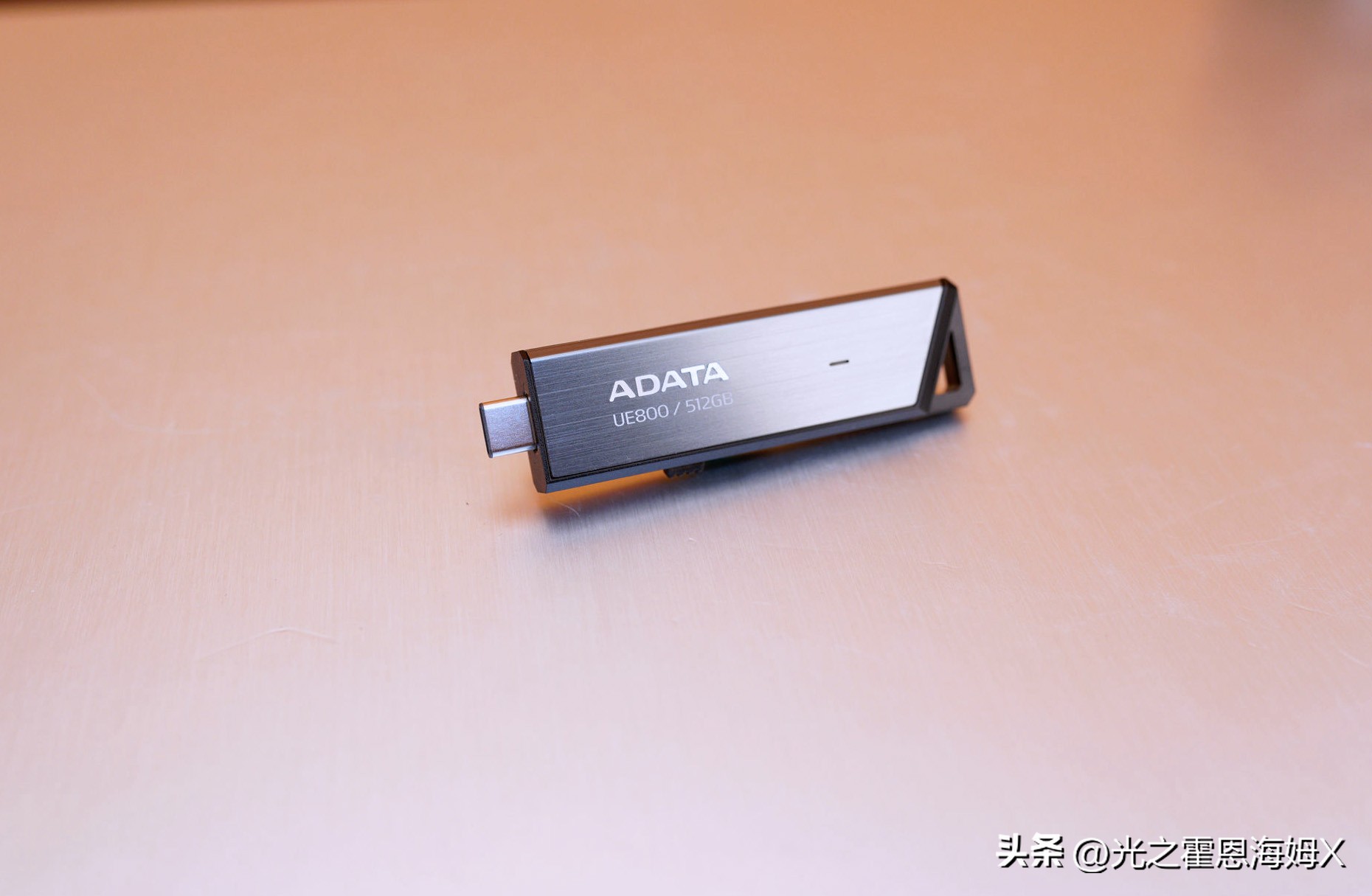 u盘实体店买还是在网上买便宜,便宜u盘和贵的有什么区别