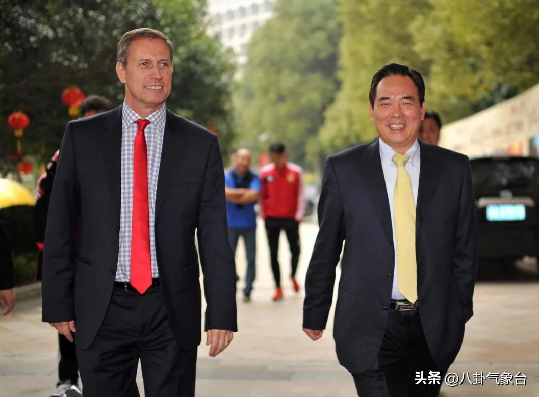 “国乒教父”蔡振华，与妻子相濡以沫37年，模范教练亏欠妻子太多