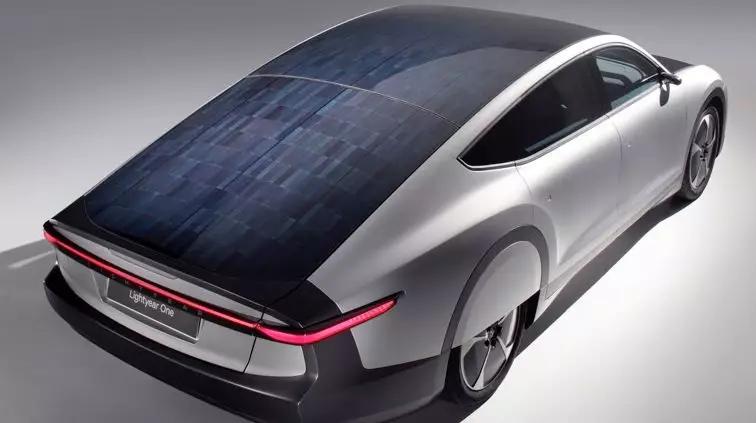 最新太阳能充电汽车,太阳能充电概念车惊艳亮相