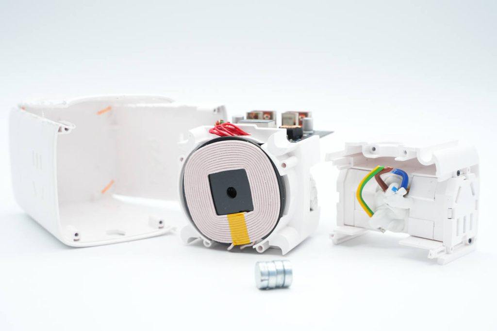 无线快充拆解,27w无线快充拆解步骤