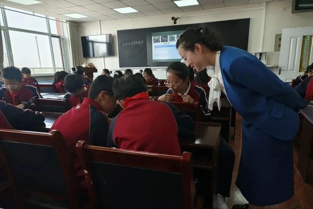 包头市第一实验小学与绿地合作,同向同行协同育人