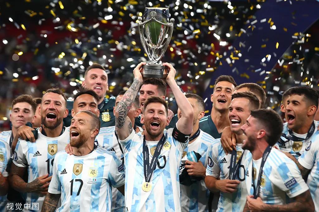 足坛老将阵容,足坛现役光头阵容