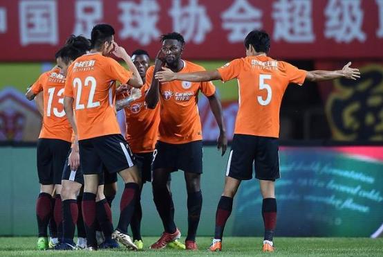 中超武汉三镇剩余两场赛程,中超第四轮武汉德比精彩上演
