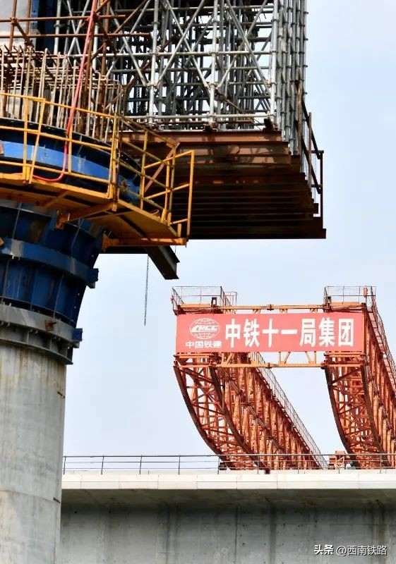 渝昆高铁设计时速是多少公里,渝昆高铁时速是多少