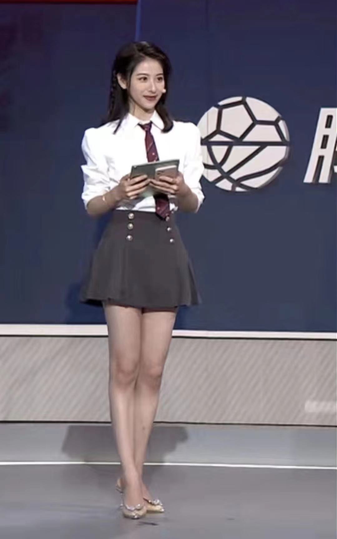 腾讯主播李秋瞳,腾讯体育主播李秋瞳