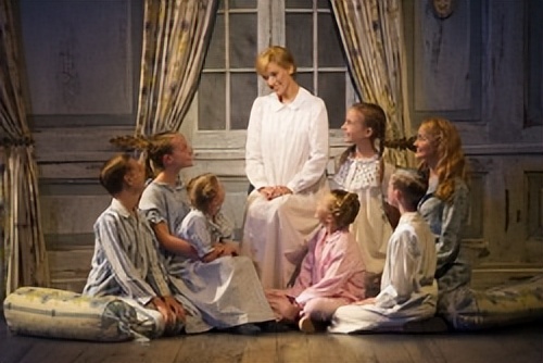 去聆听美好的音乐之声,音乐之声玛利亚唱歌