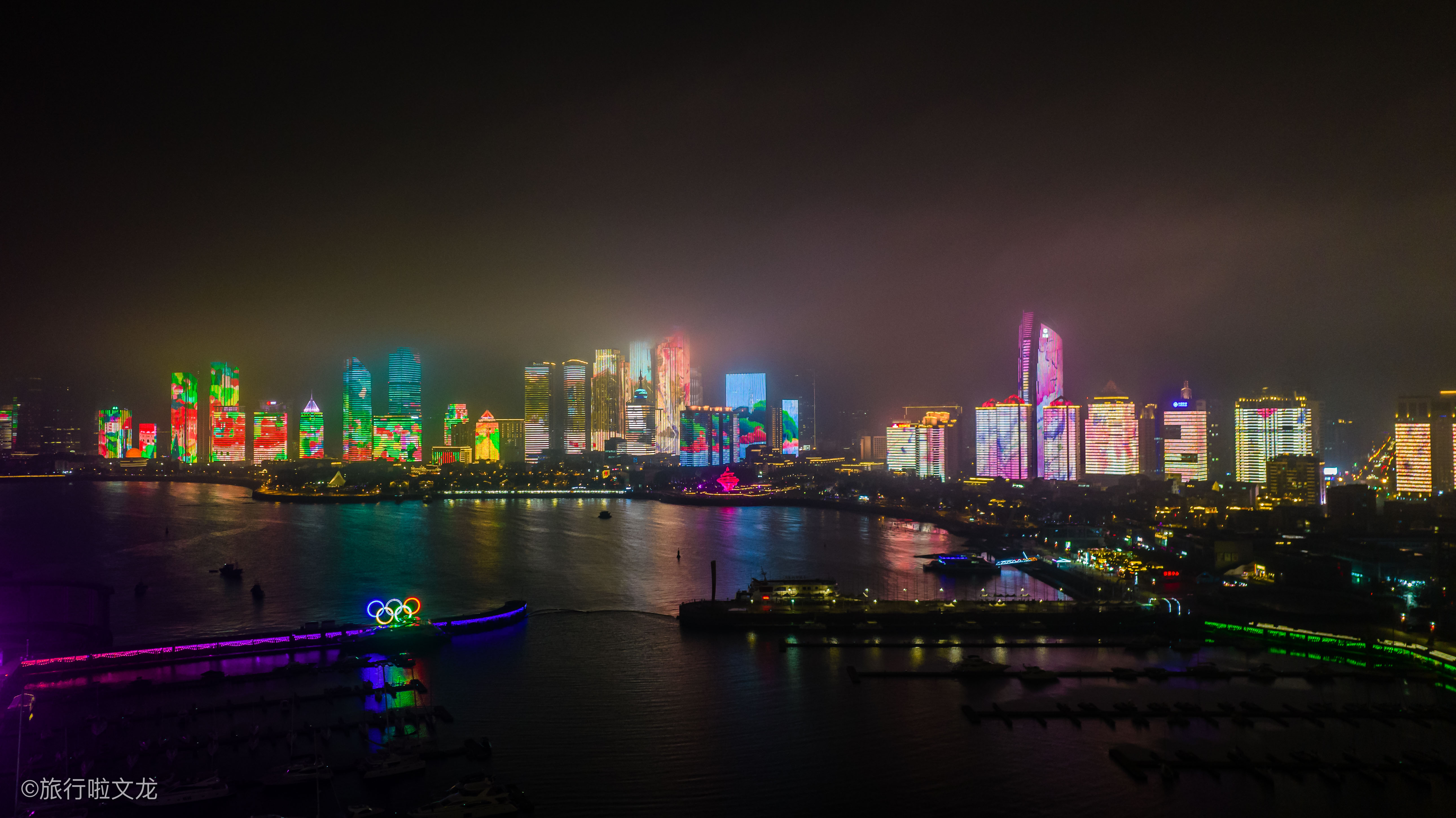 2021年国庆节青岛五四广场灯光秀,青岛灯光秀时间表2021五四广场