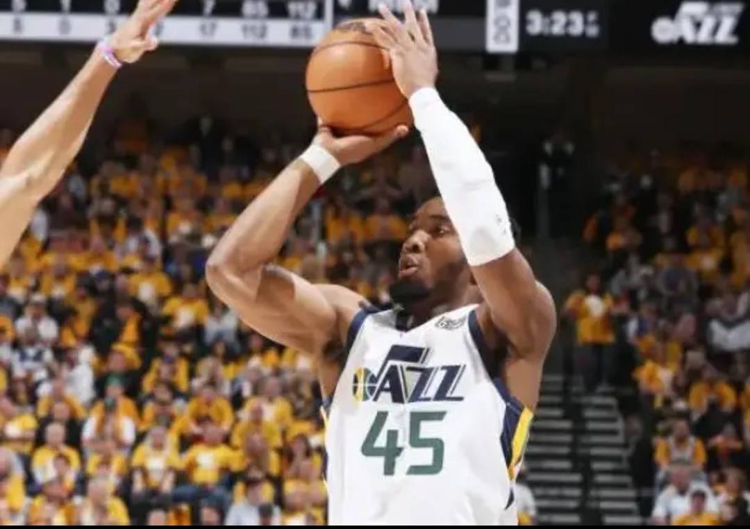 美媒评价库里历史排名,美媒评价历史最强首发史蒂芬库里