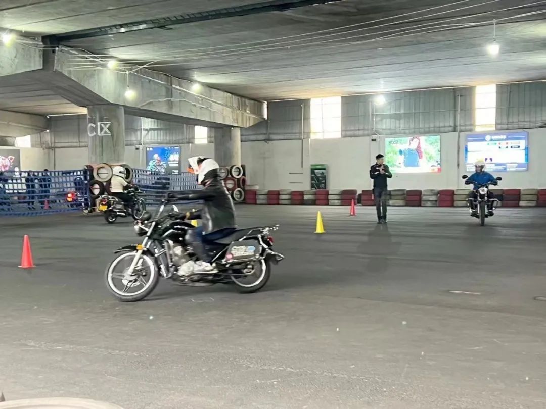 5万左右的摩托车复古运动街车,最新款最值得推荐的摩托车街车