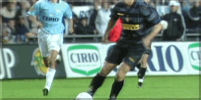 罗纳尔多钟摆高清,罗纳尔多世纪钟摆