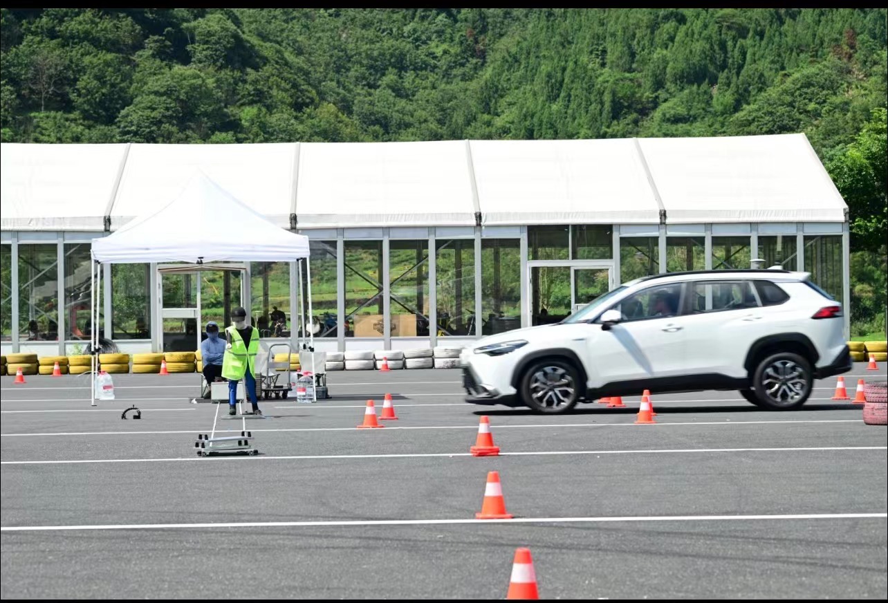 丰田新款锋兰达电混双擎试驾视频,广汽丰田锋兰达怎么样