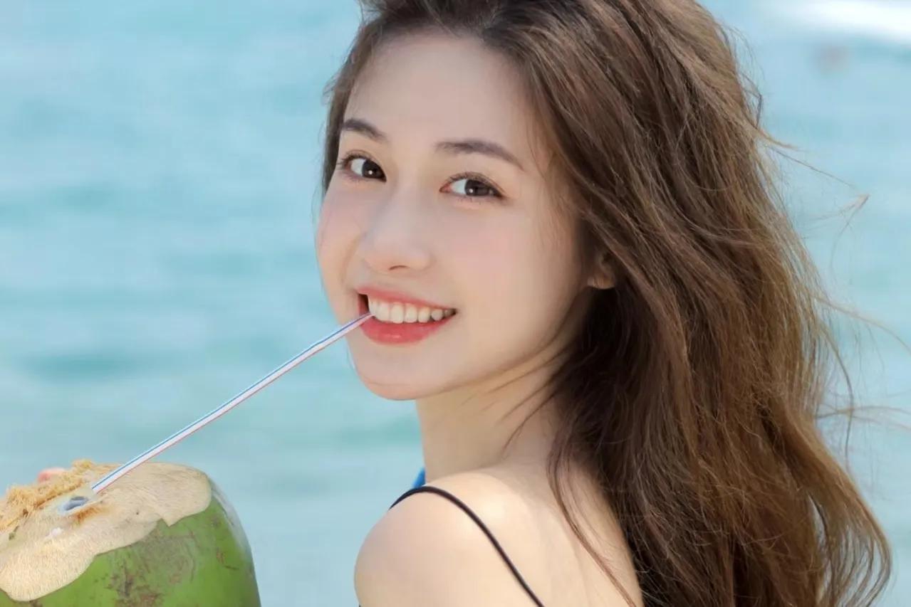 重临末世她囤千万物资小说,重回末世她囤满亿万物资小说