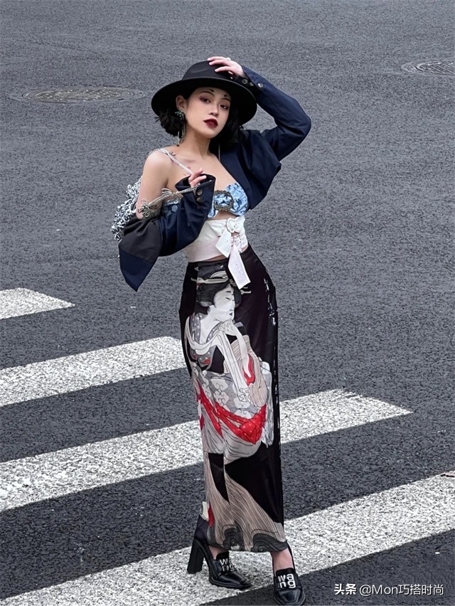 如何穿衣显脸小,脸大女生穿搭