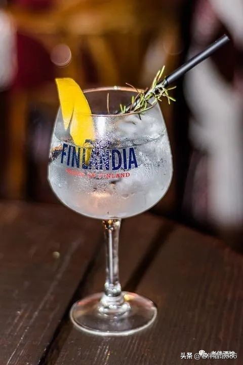 伏特加全都是无色无味的吗,伏特加的3种标配