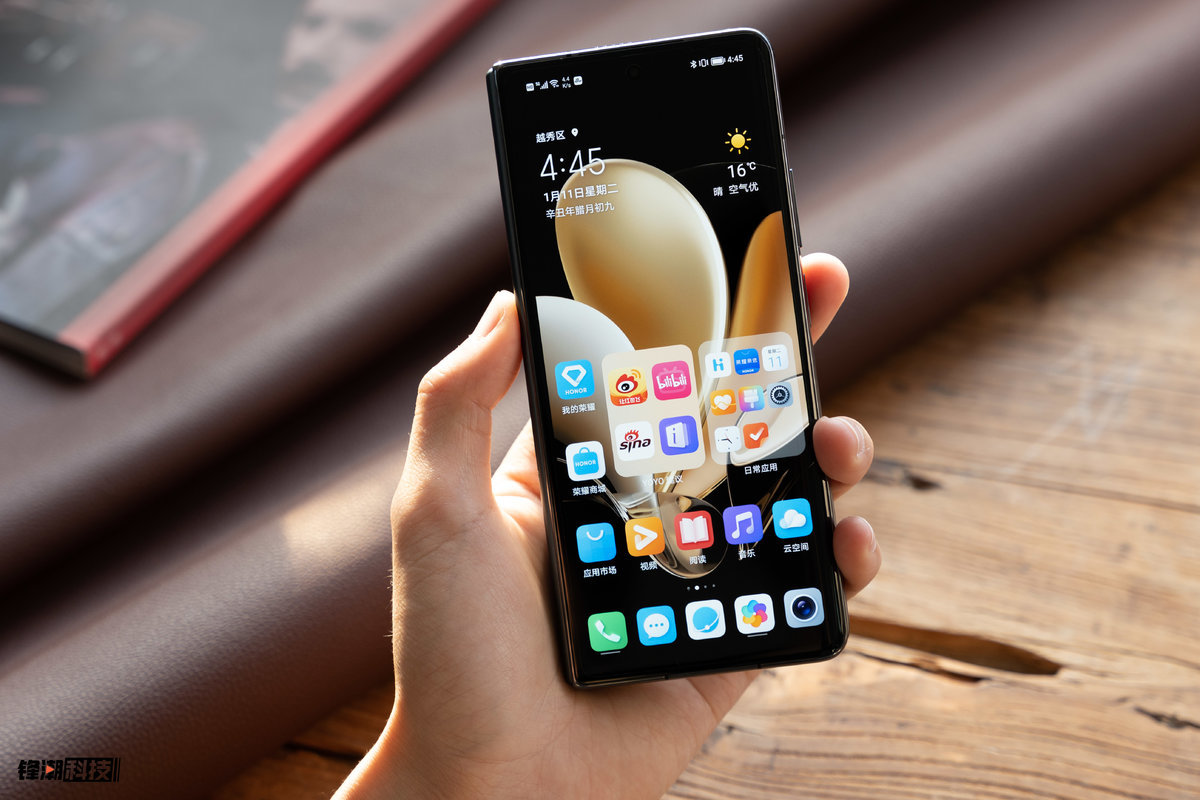 荣耀magicv适合自己的照片壁纸,荣耀magicv图