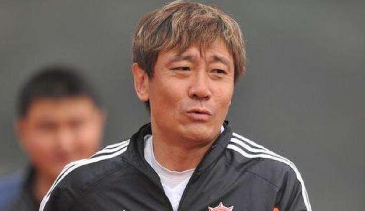 那英和高峰结过婚吗,足球名将高峰和那英