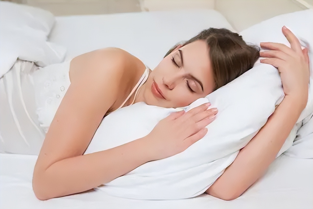 女性不经常穿内衣的危害,长期穿运动内衣对乳房有什么不好