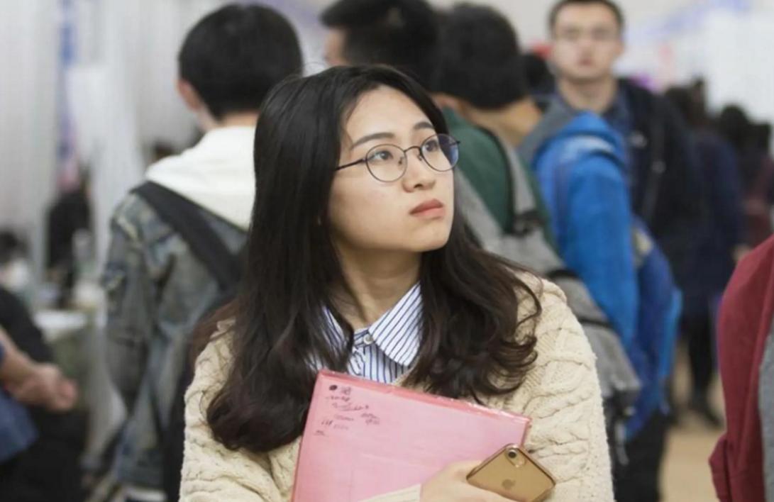 公务员待遇最好的5大职位,公务员哪个岗位比较轻松且薪资高