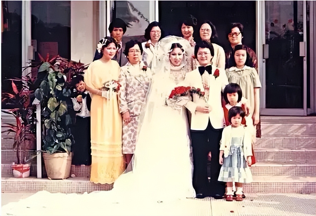 奚秀兰家庭现状,奚秀兰现况如何