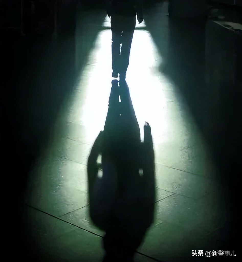 面向太阳拥抱希望,面向太阳充满希望