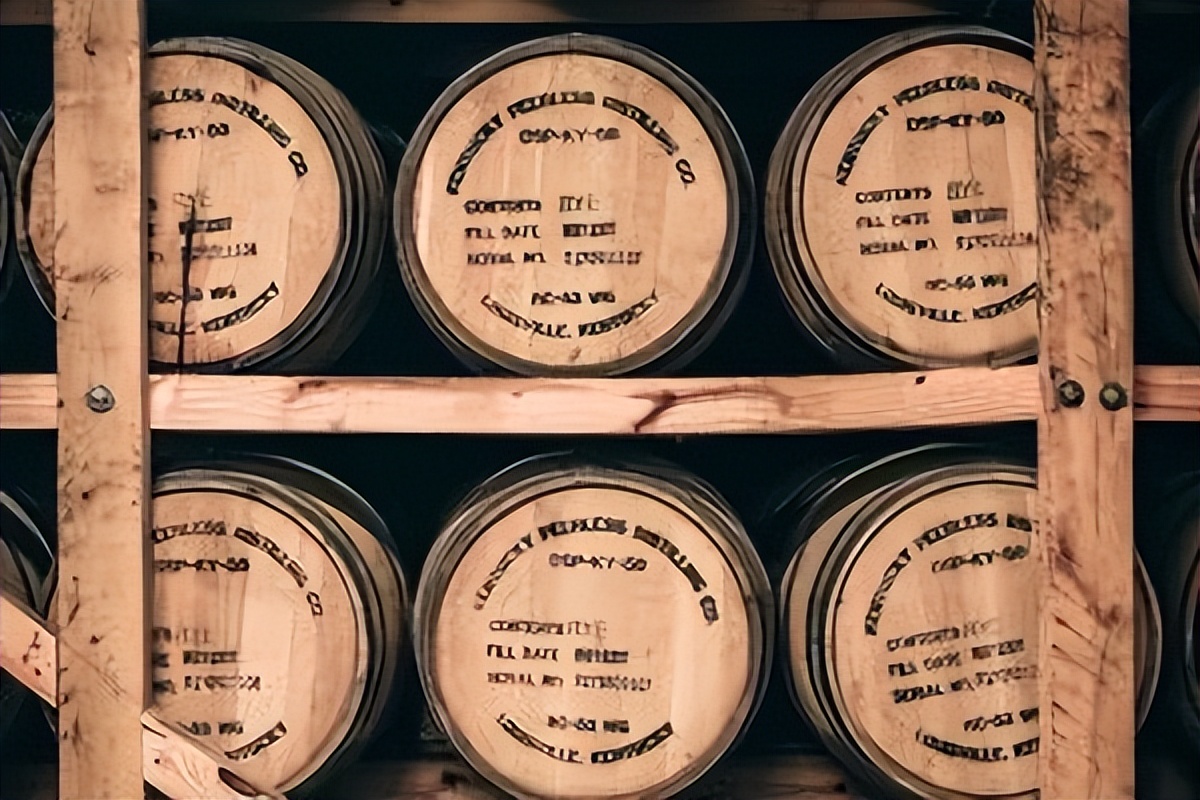 苏格兰斯佩塞单一麦芽威士忌,五世醇黑苏格兰威士忌怎么喝