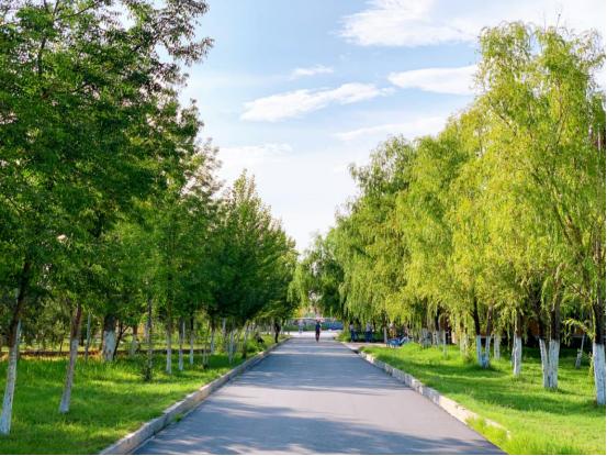 冬季伊宁市出发打卡几个景点,来伊宁市打卡