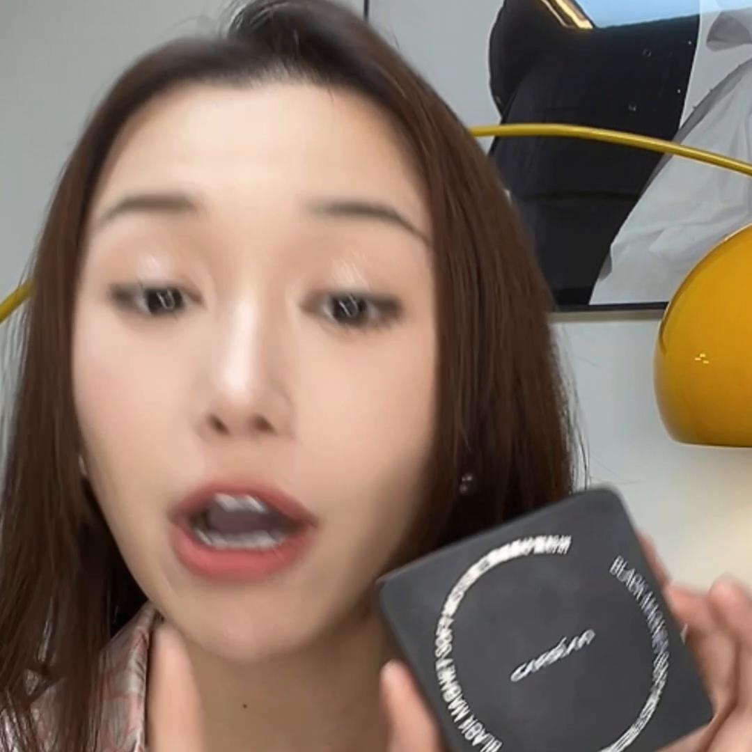 云南行，没它们不行。#创福康#卡姿兰粉饼#花知晓唇霜#好物分享