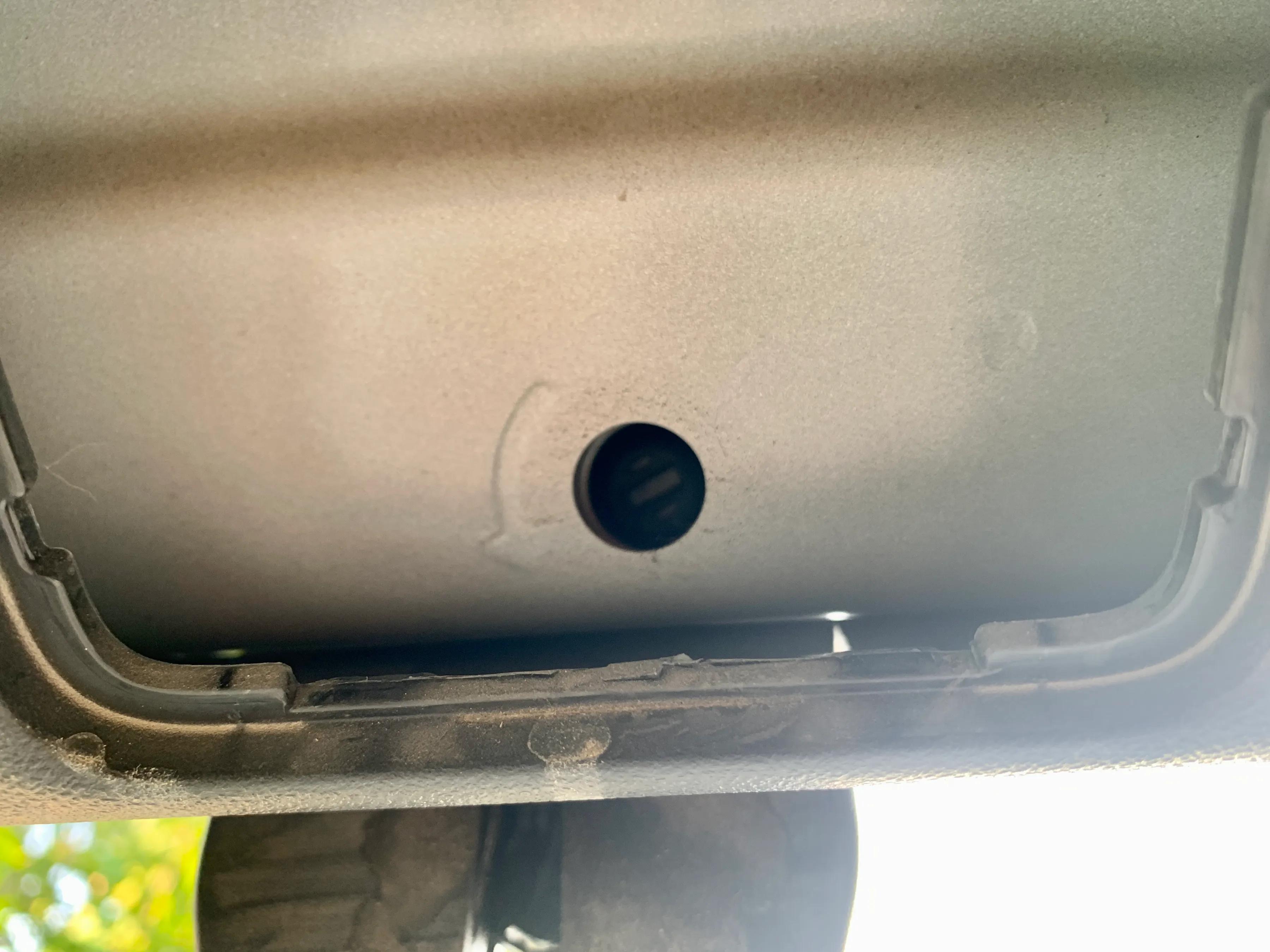 尾门按键打不开钥匙能开,车钥匙遥控怎么关不上电动尾门