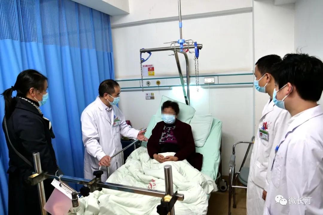 赞!汀州医院首例闽西前路腰椎微创技术