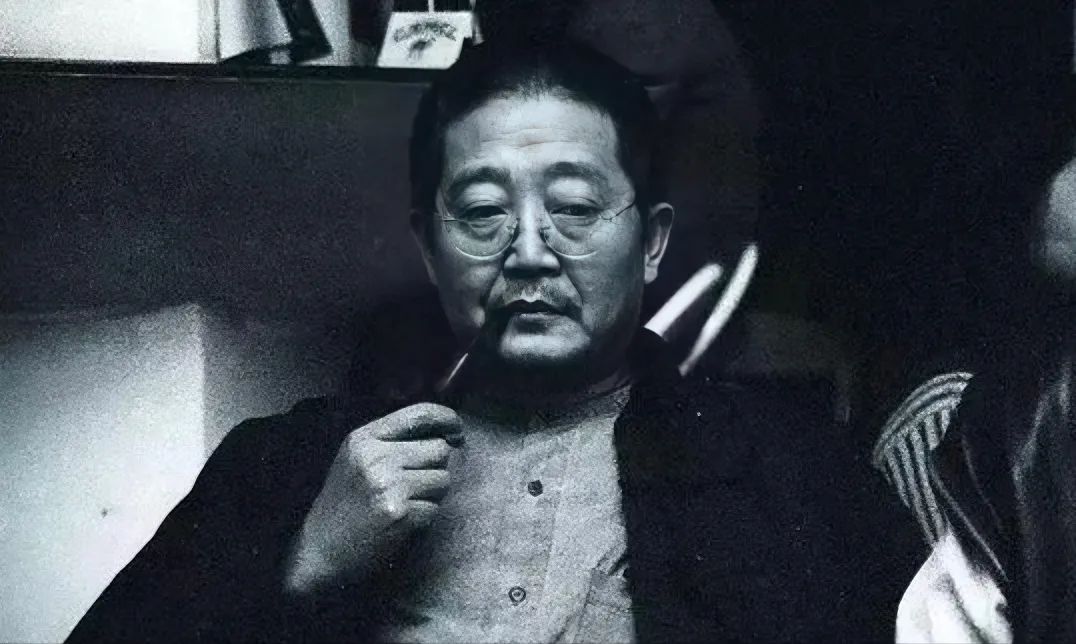 莫言退出小组家族了吗,莫言偶像王朔